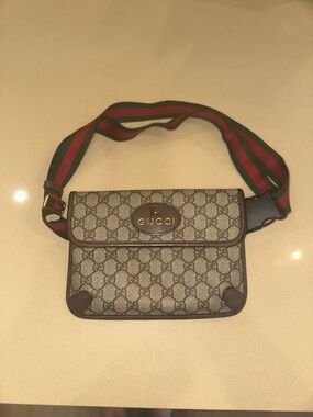 Gucci GG Supreme Neo Vintage Web Belt Bag - Authentic